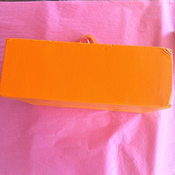 LV Box For Storage - Picture 4 of 5